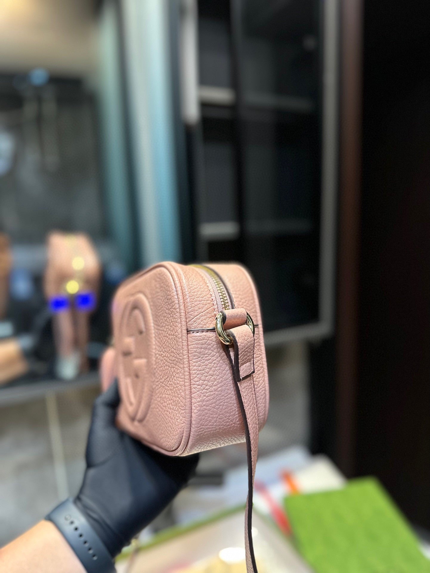 GUCCI-838