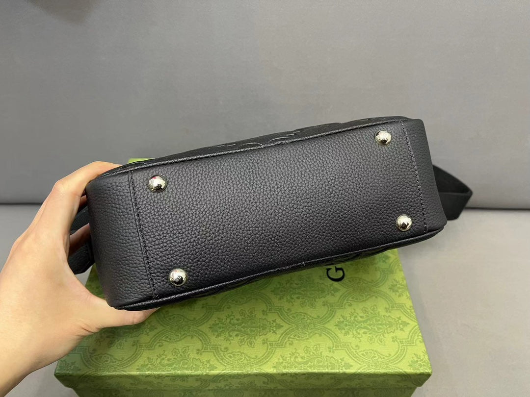 GUCCI-1104