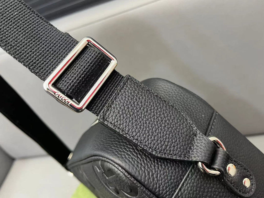 GUCCI-1104