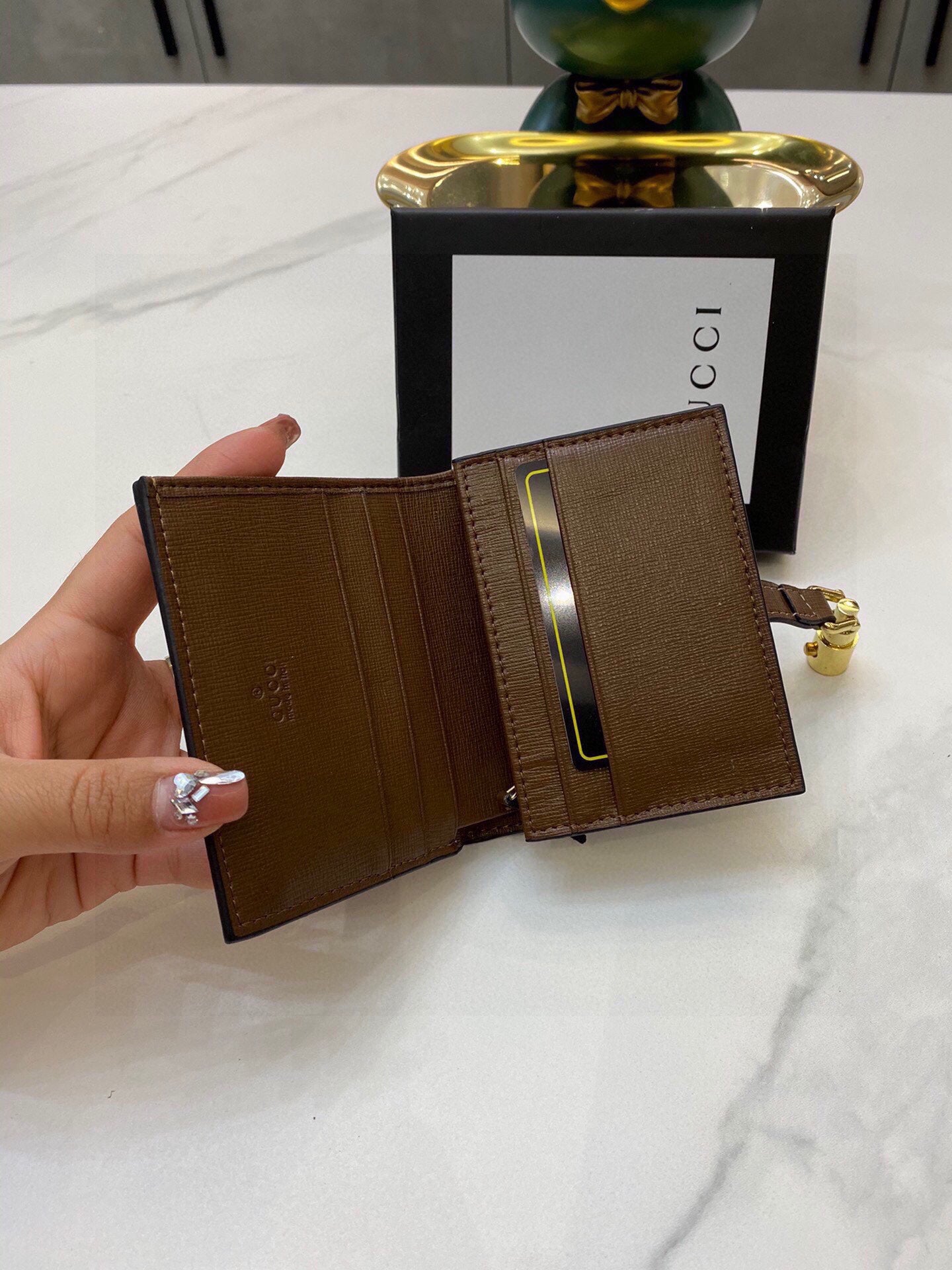 GUCCI-793