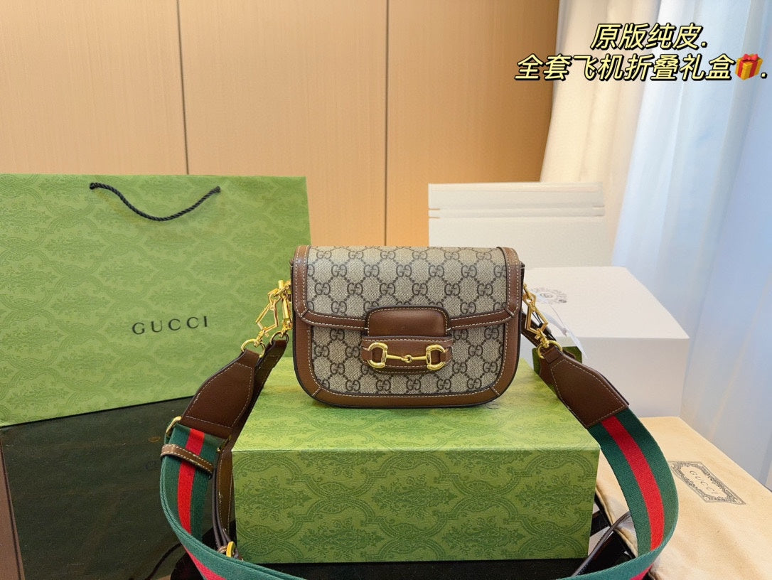 GUCCI-1068