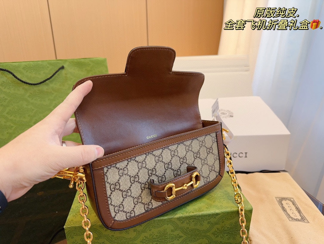 GUCCI-1054