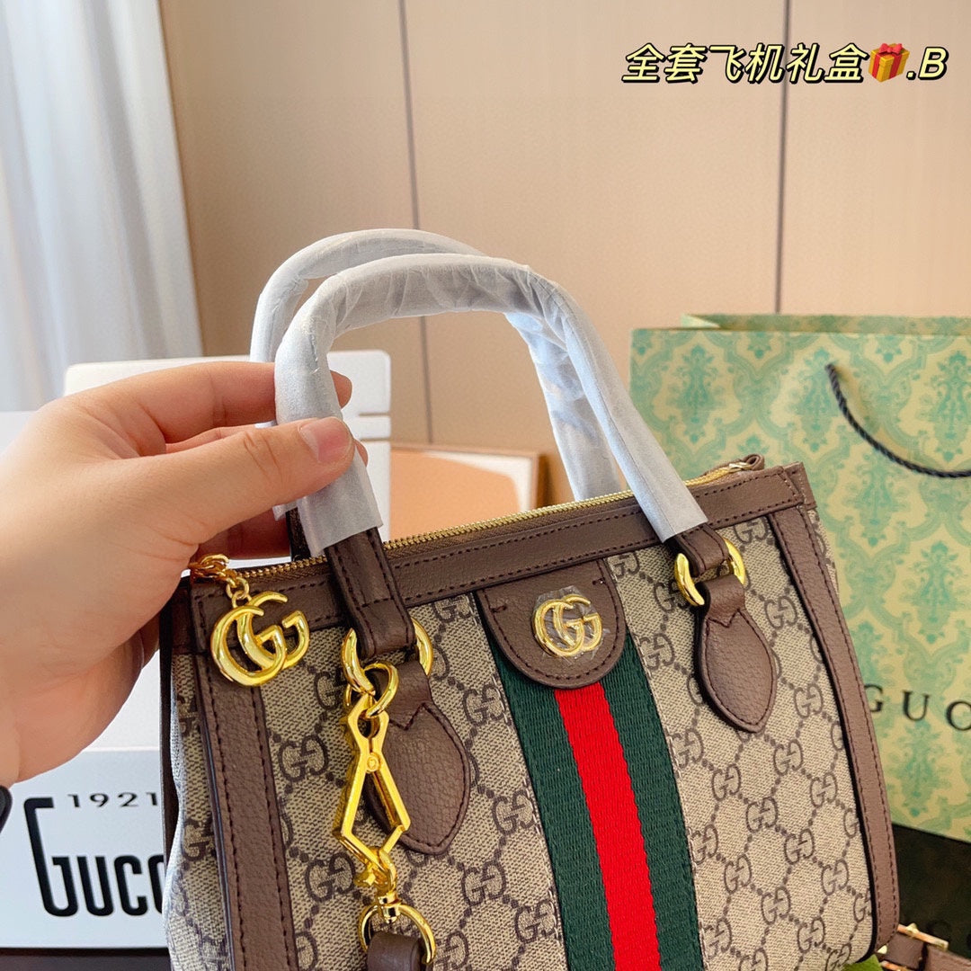 GUCCI-1036