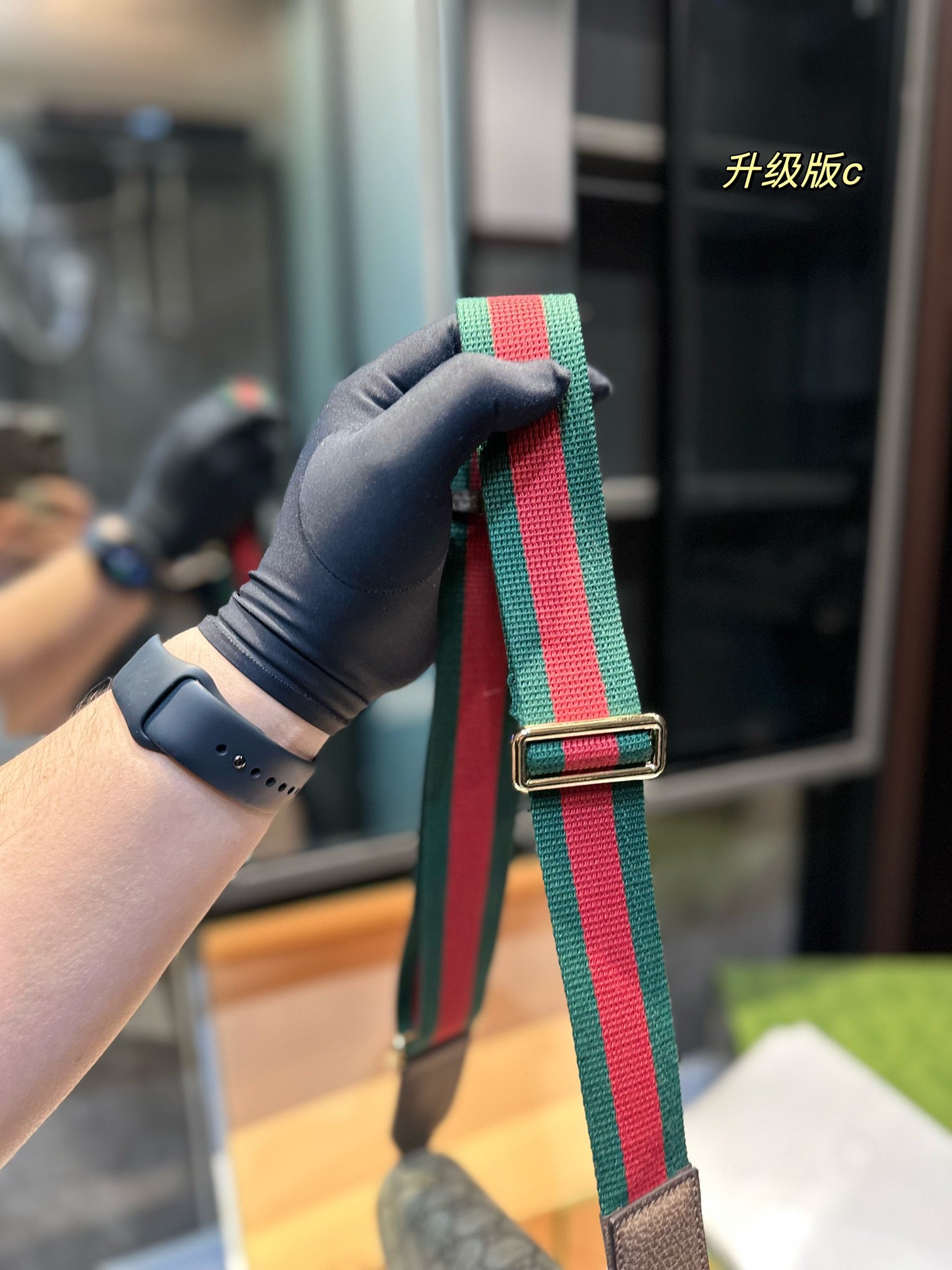 GUCCI-924
