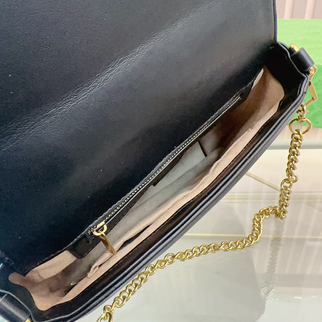 GUCCI-839