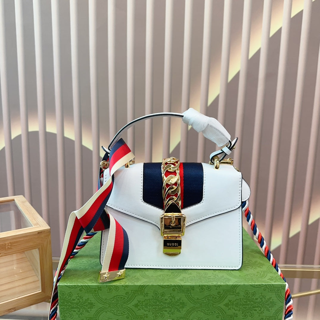 GUCCI-885
