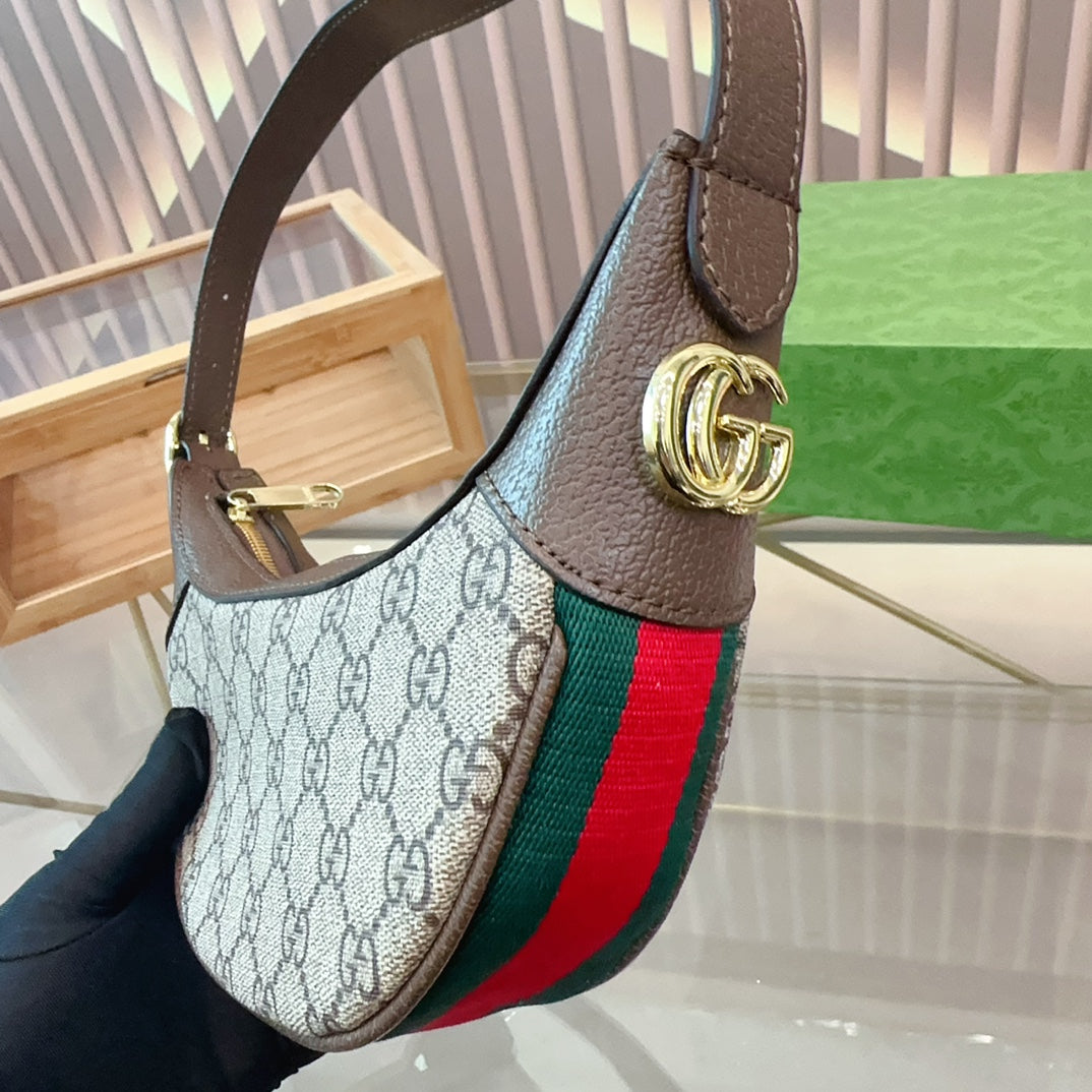 GUCCI-815