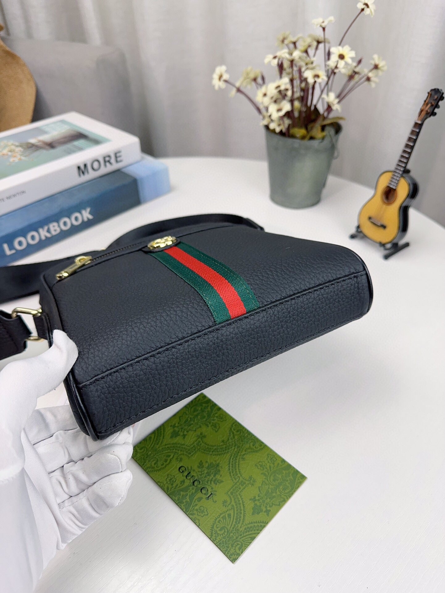 GUCCI-864