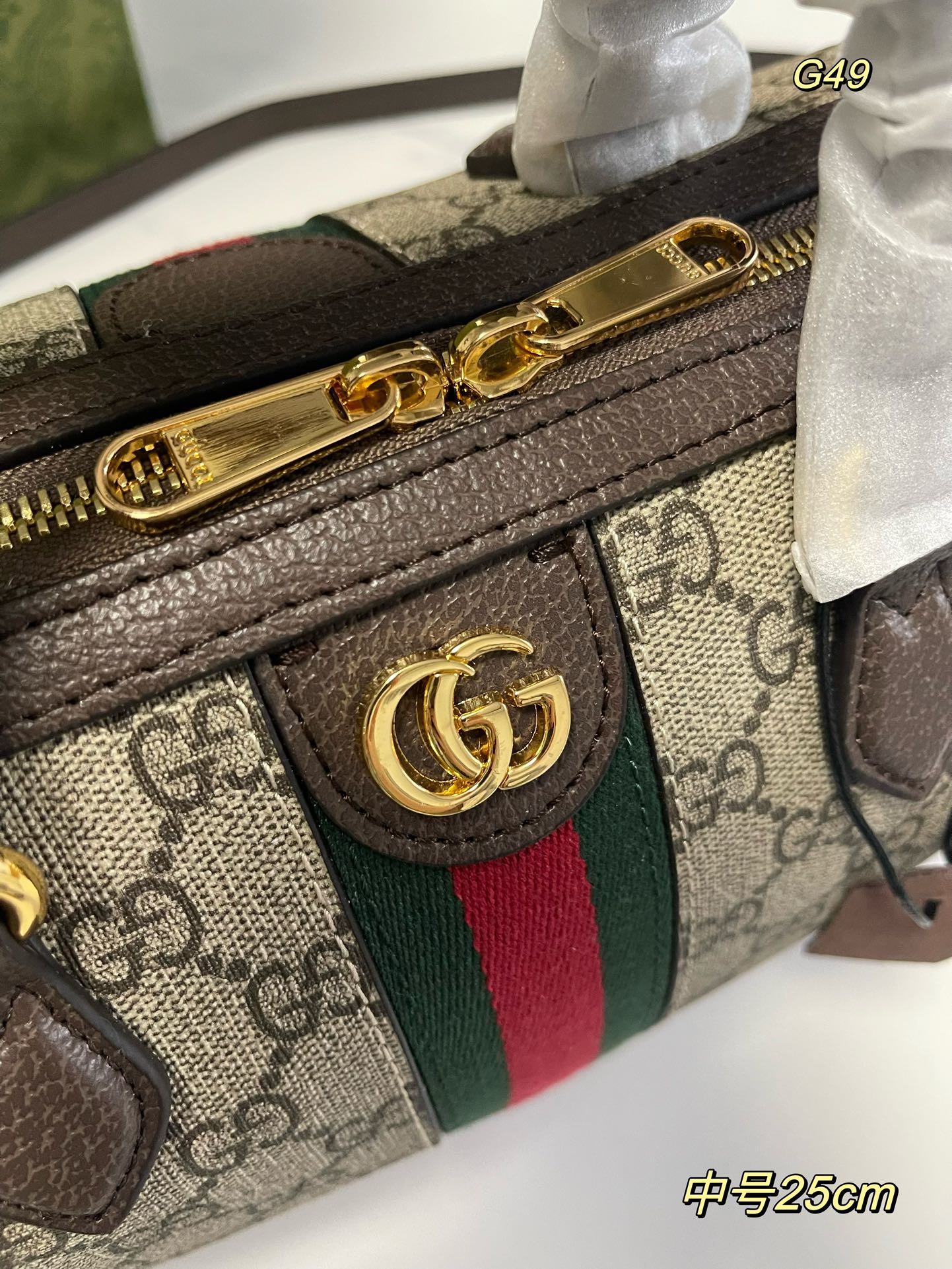GUCCI-979