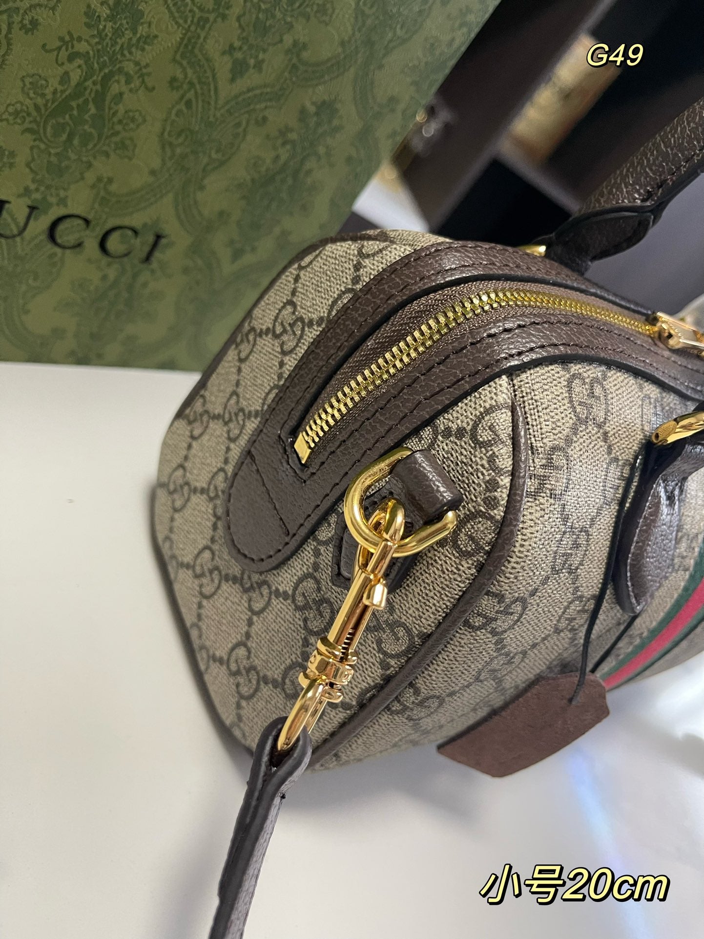 GUCCI-960