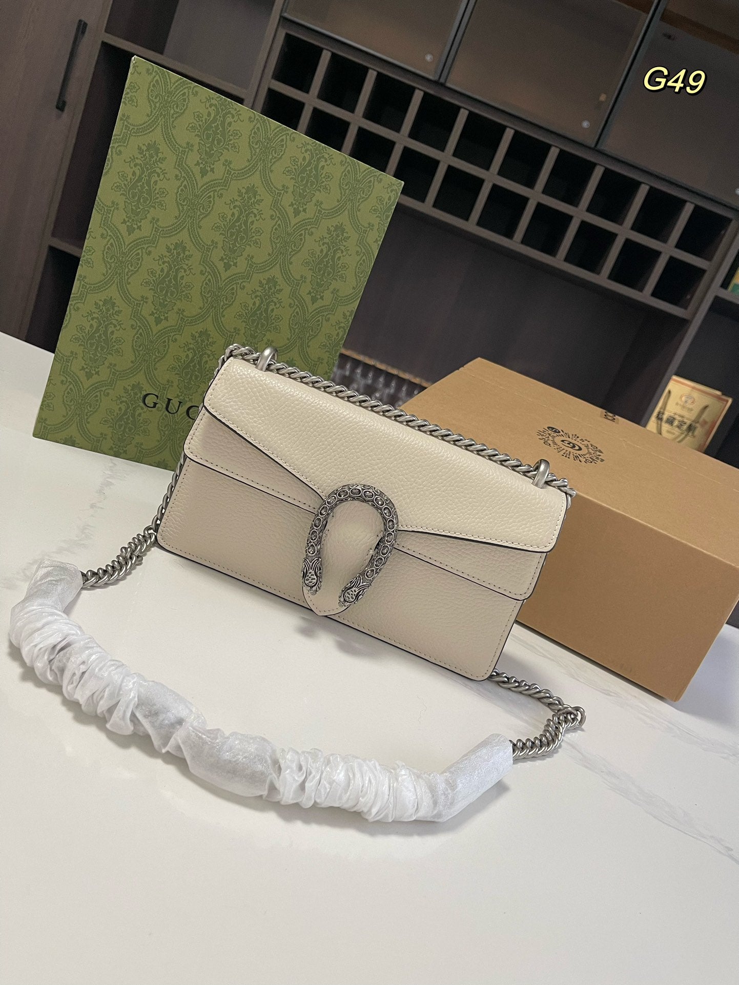 GUCCI-1094