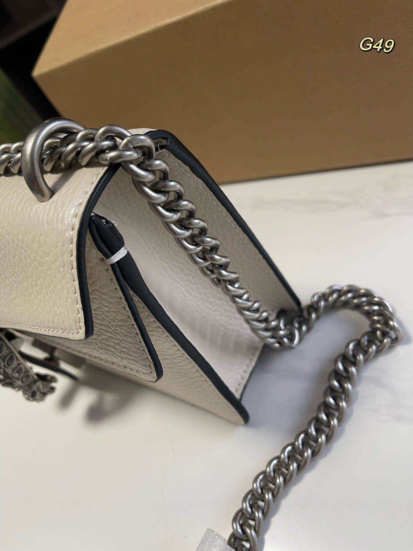 GUCCI-1094