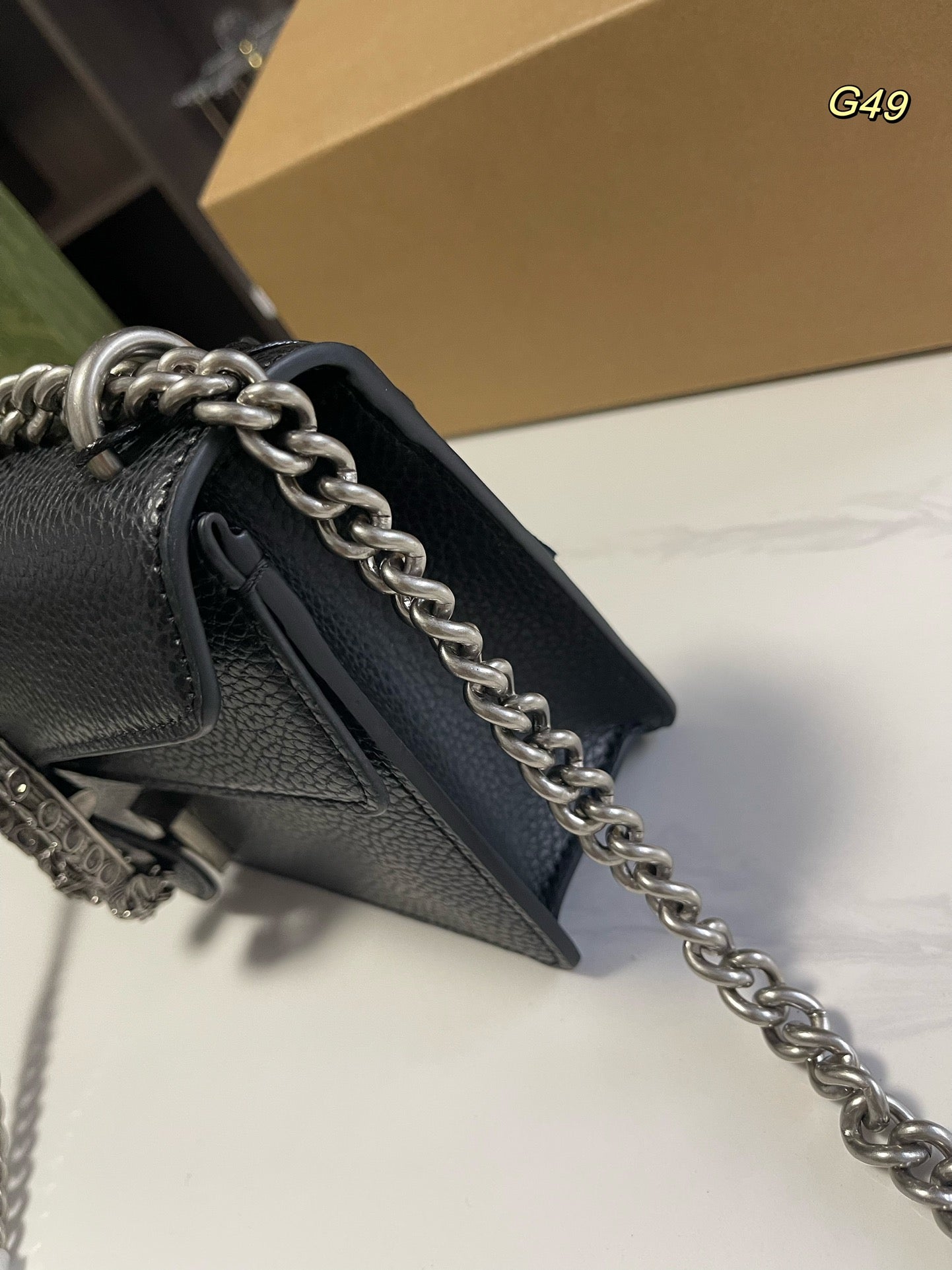 GUCCI-1096