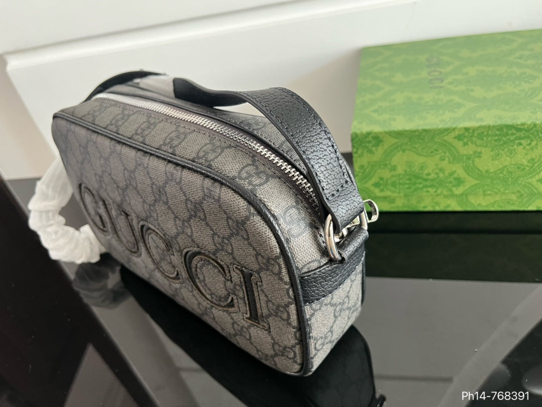 GUCCI-852