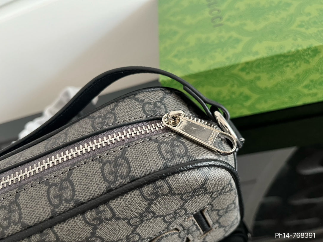 GUCCI-852