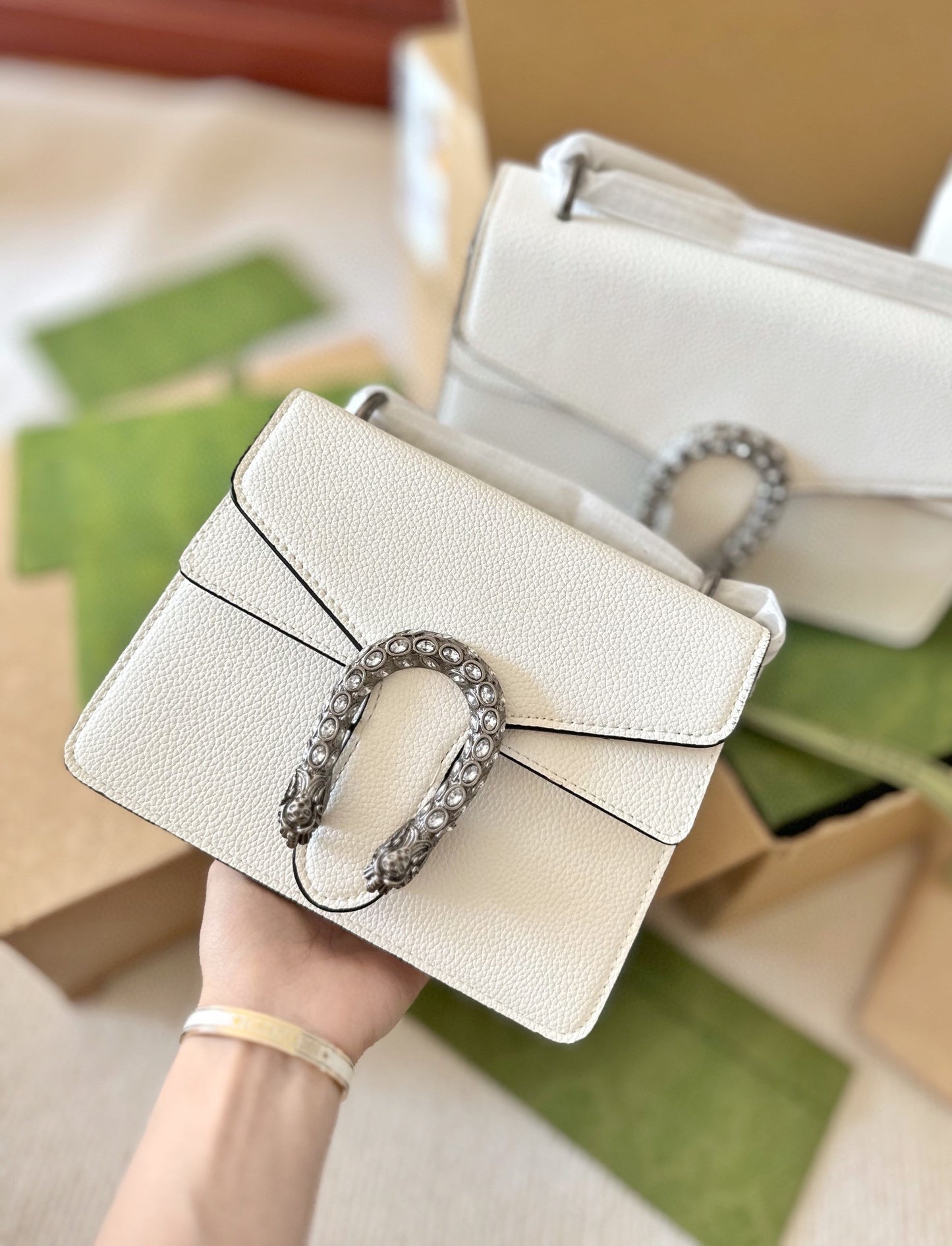 GUCCI-798