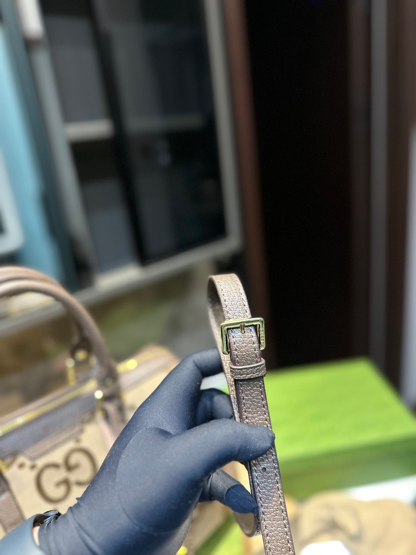 GUCCI-862
