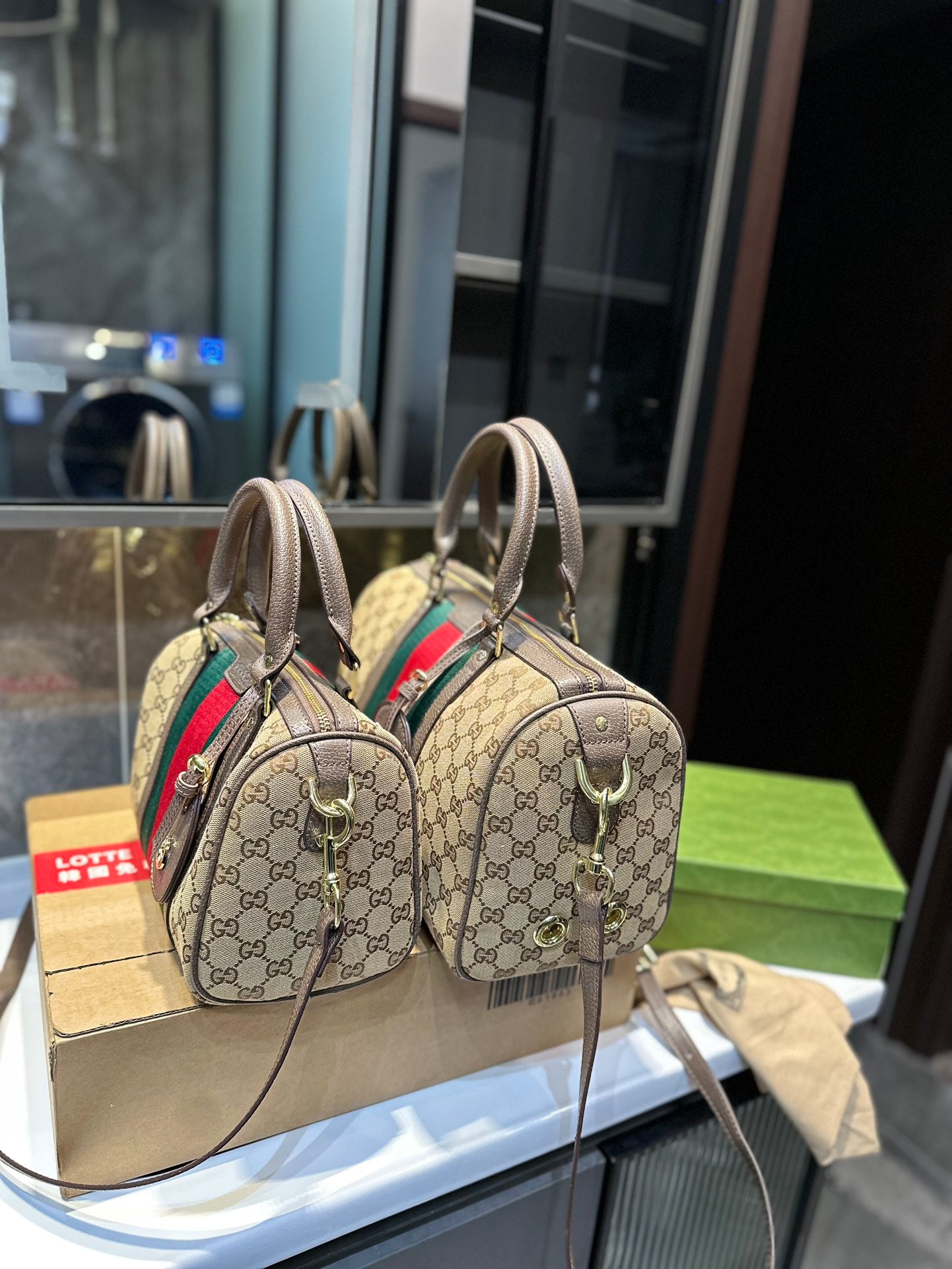 GUCCI-865