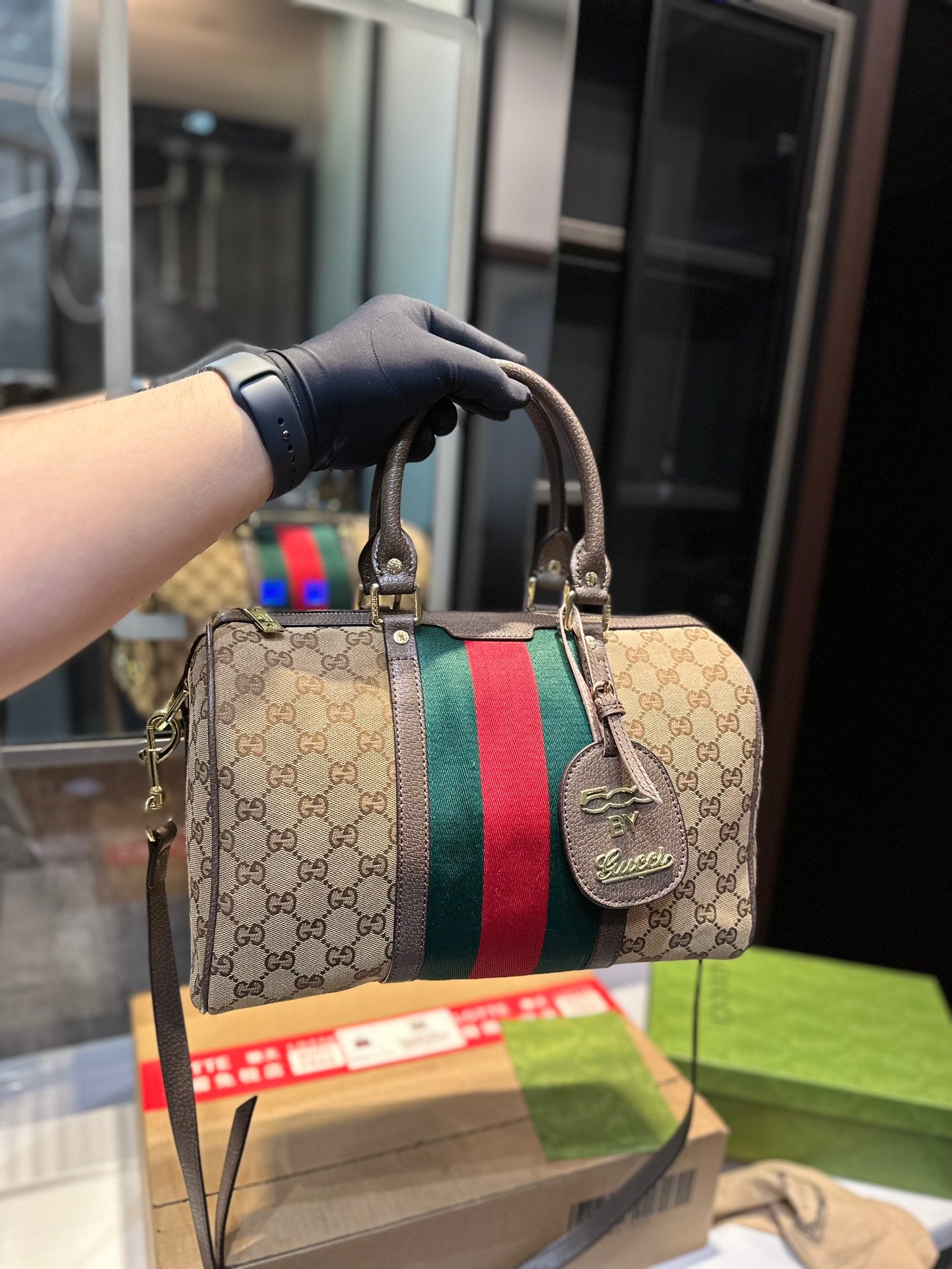 GUCCI-865
