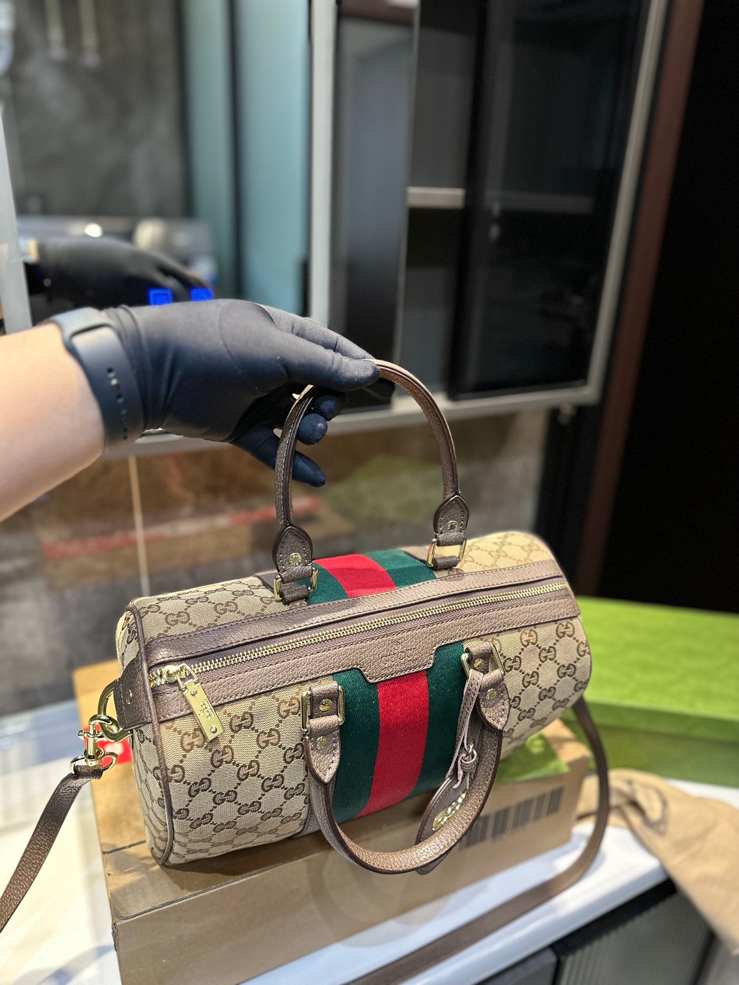 GUCCI-865