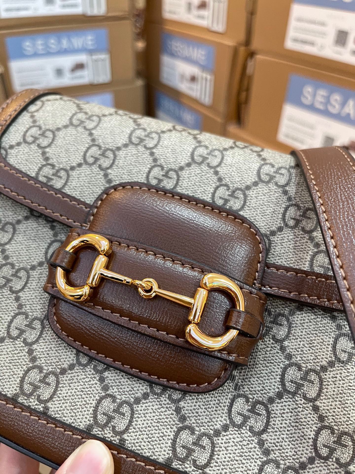 GUCCI-974