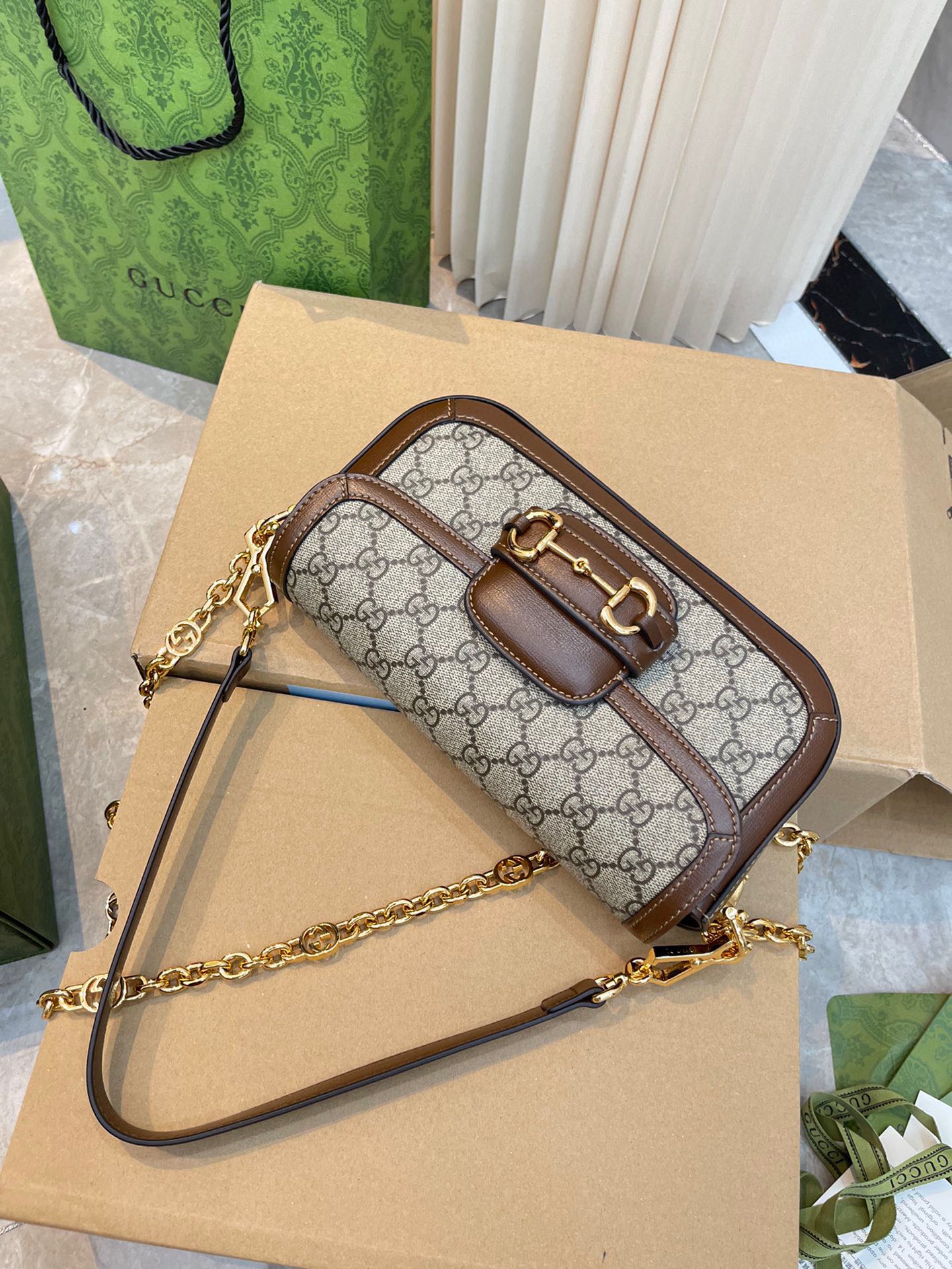 GUCCI-1022
