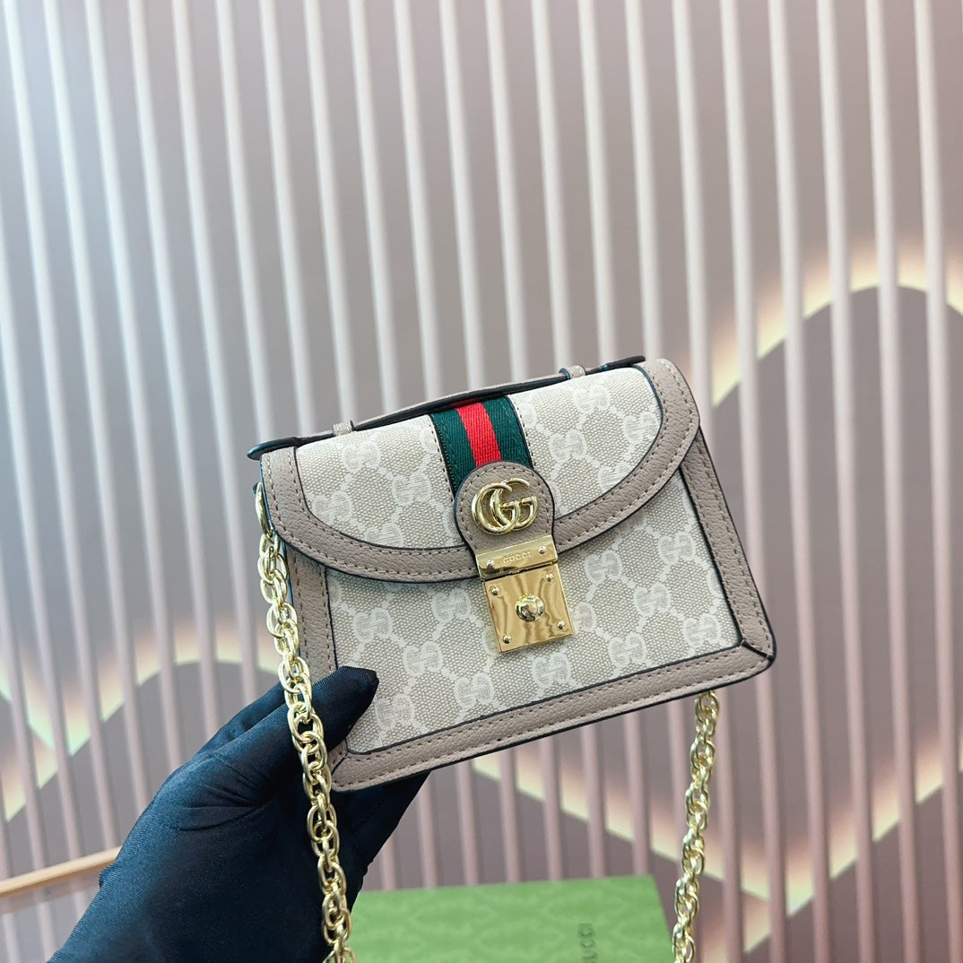 GUCCI-831