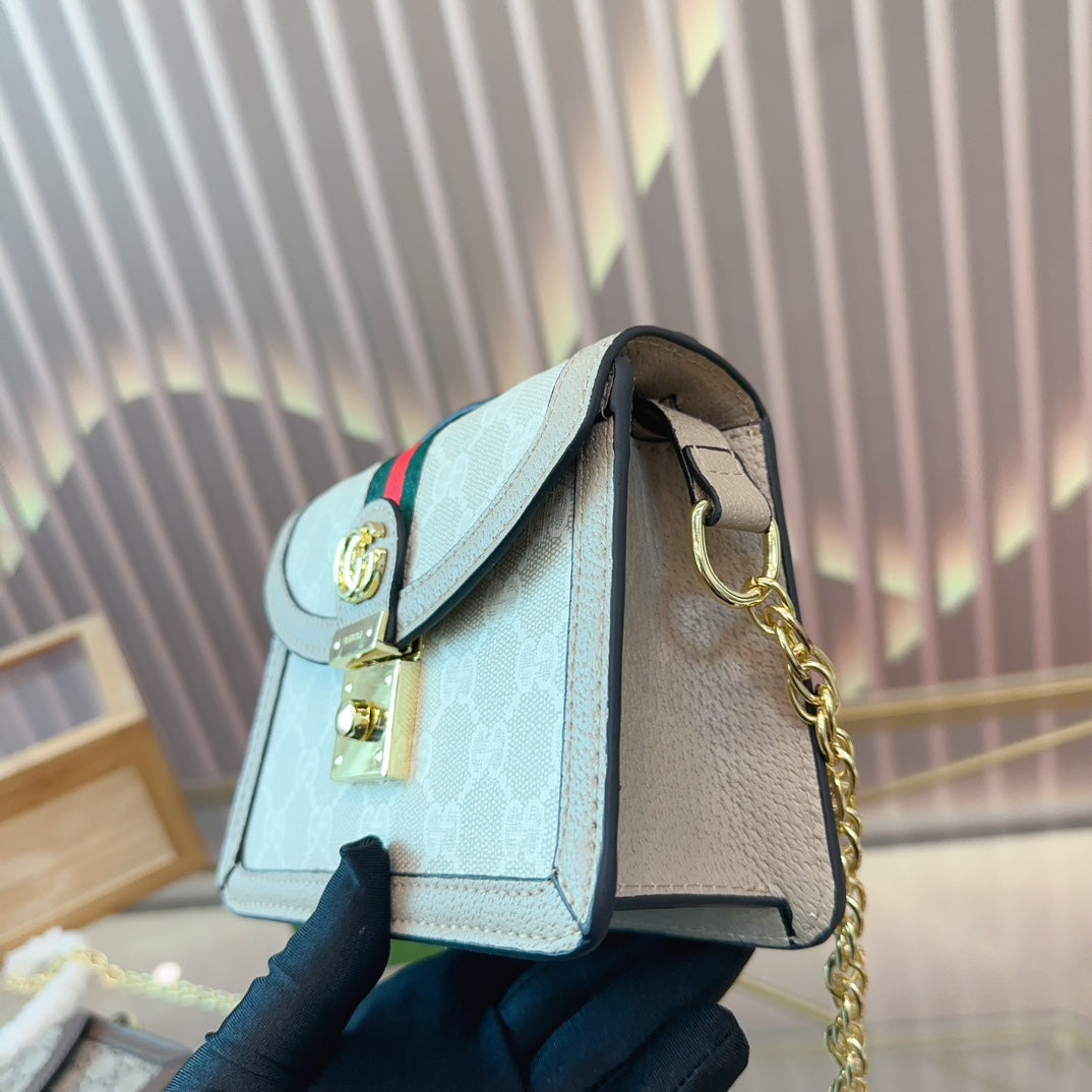 GUCCI-831