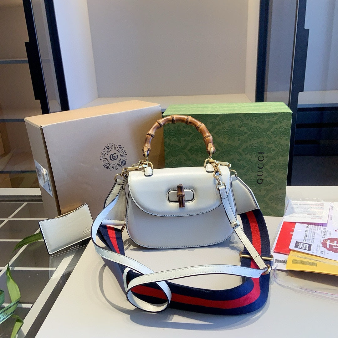 GUCCI-1098
