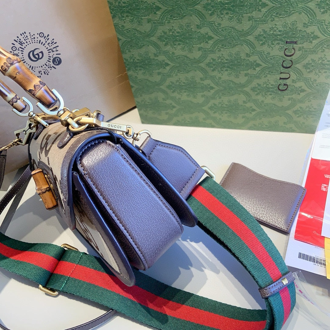 GUCCI-1100