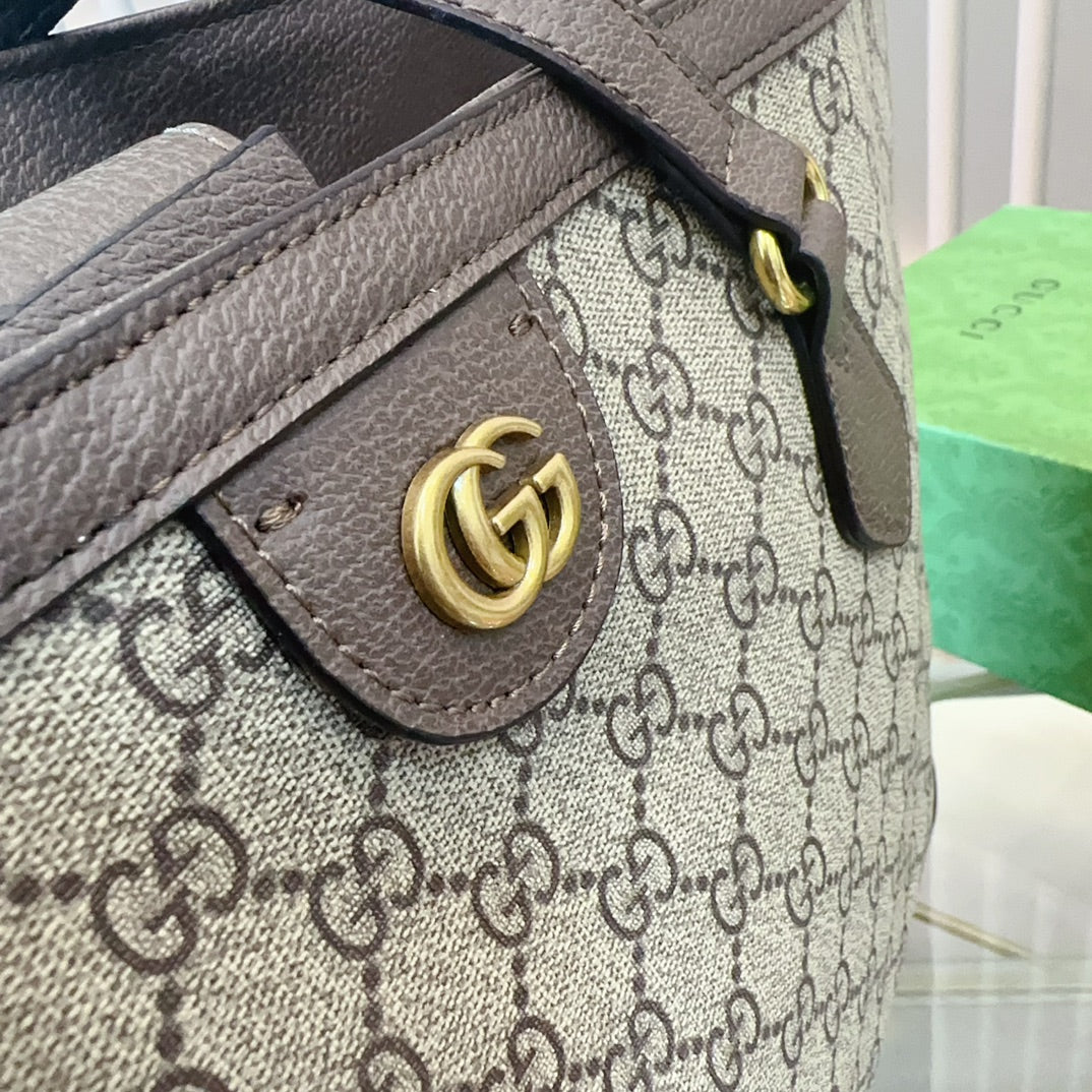 GUCCI-826
