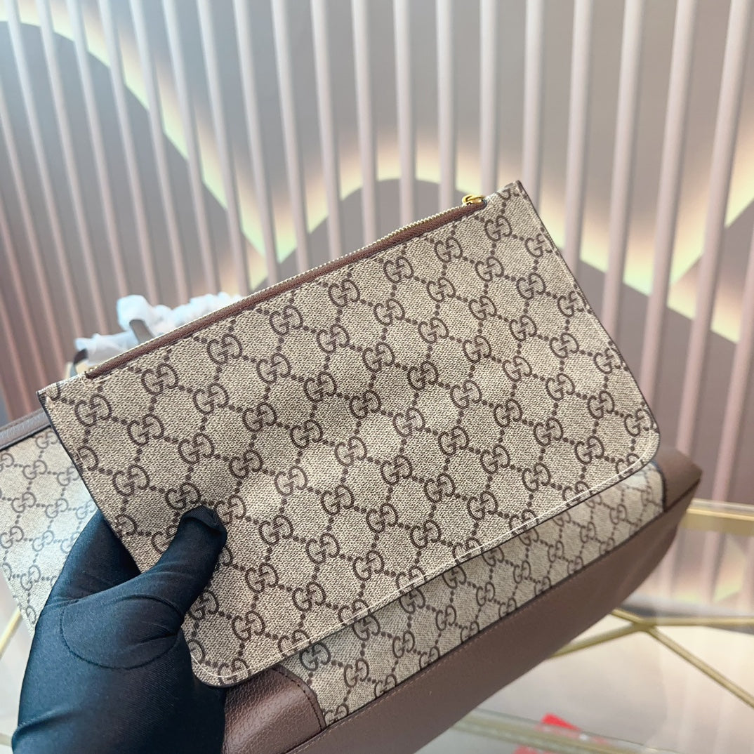 GUCCI-826