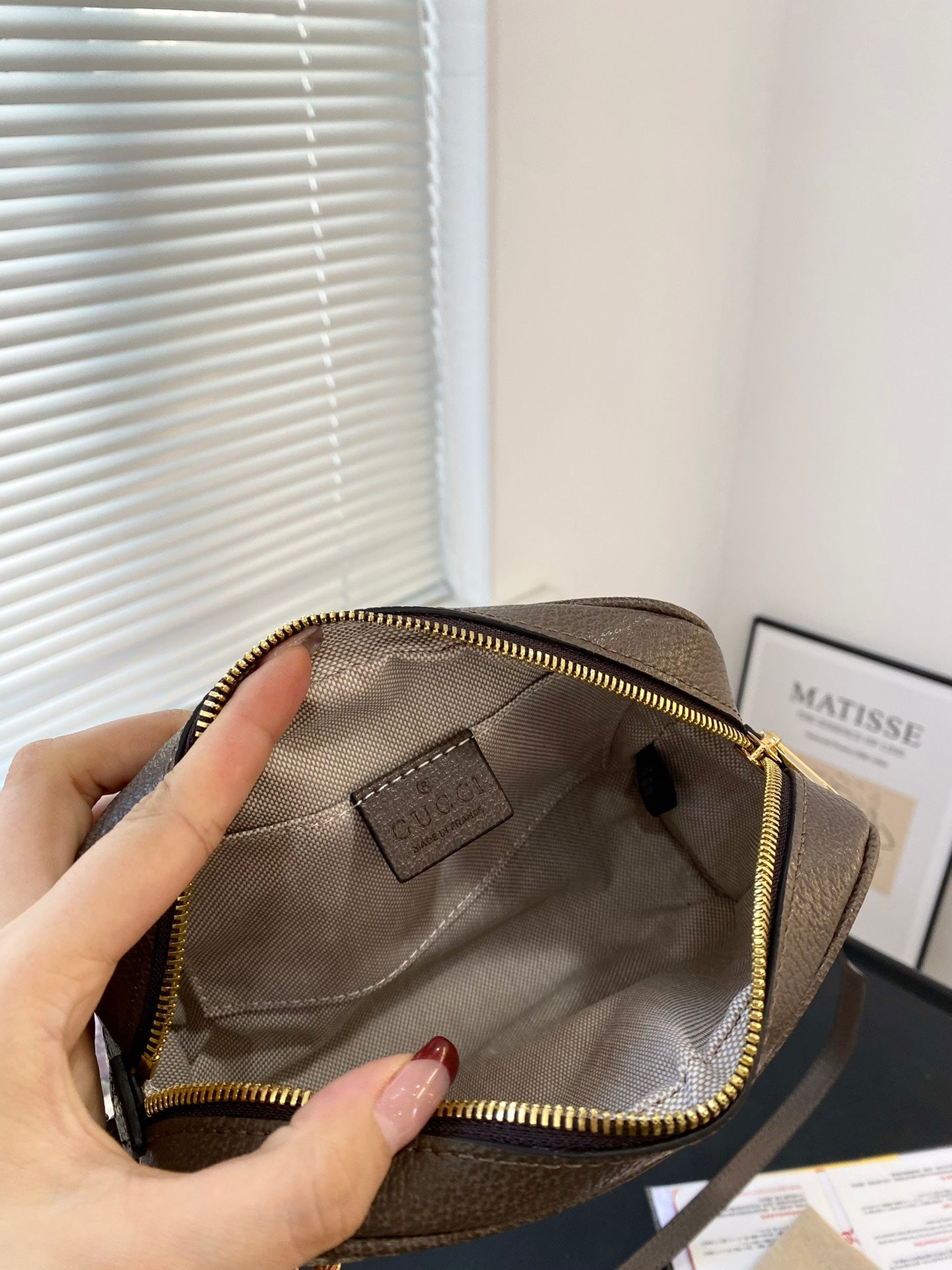 GUCCI-899