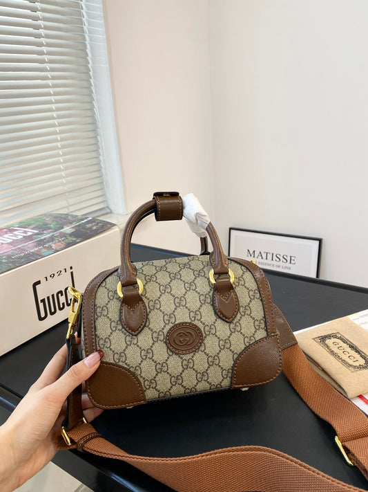 GUCCI-962