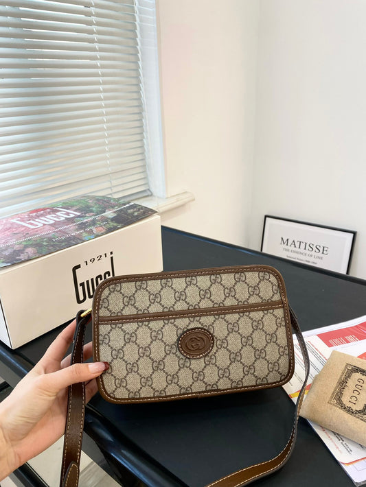 GUCCI-856