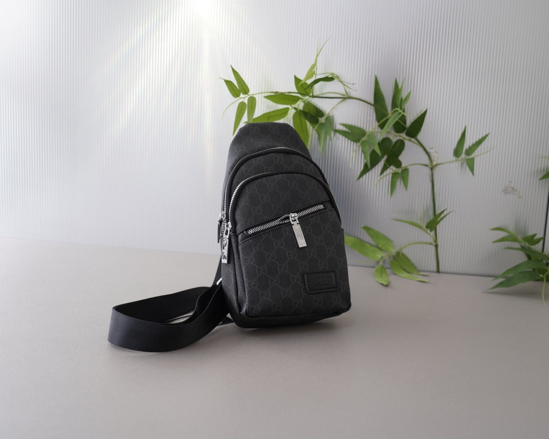 GUCCI-784