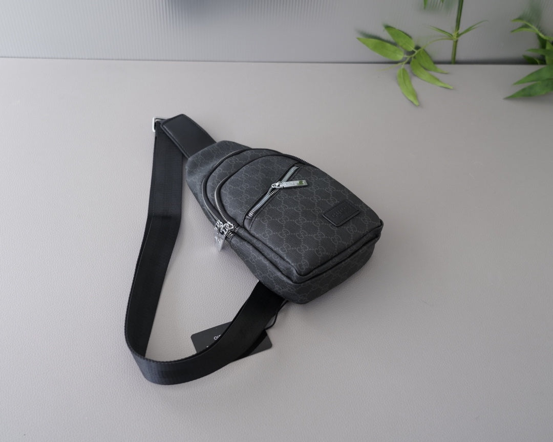 GUCCI-784