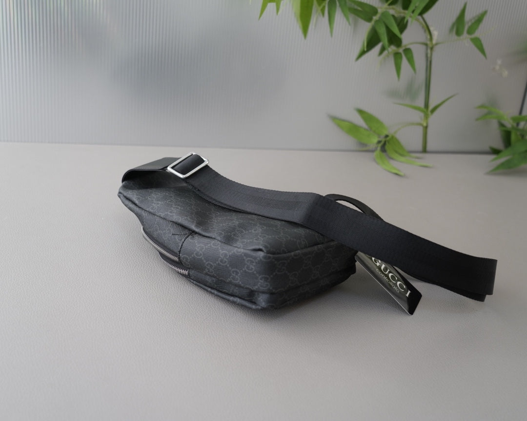 GUCCI-784