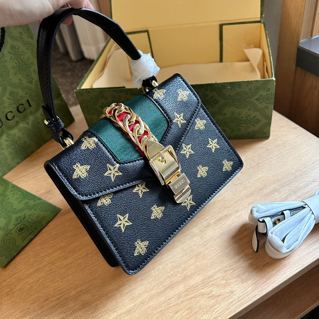 GUCCI-895