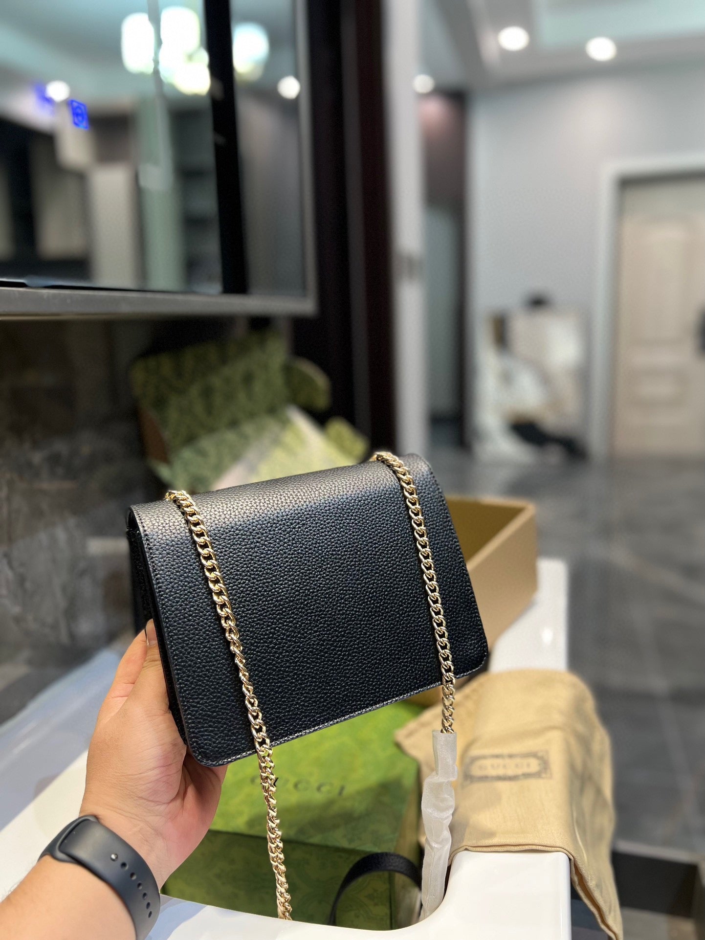 GUCCI-1044