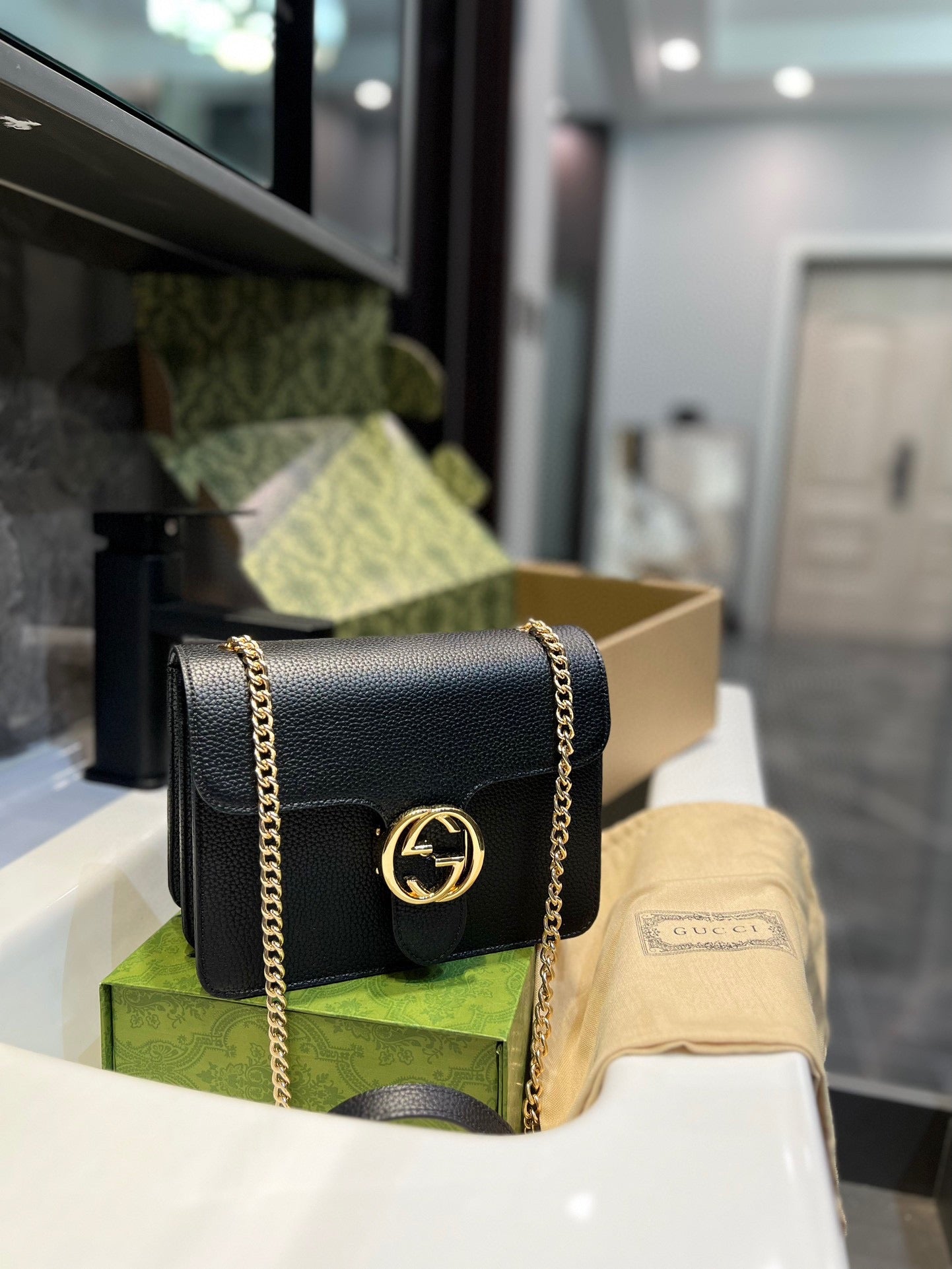 GUCCI-1044