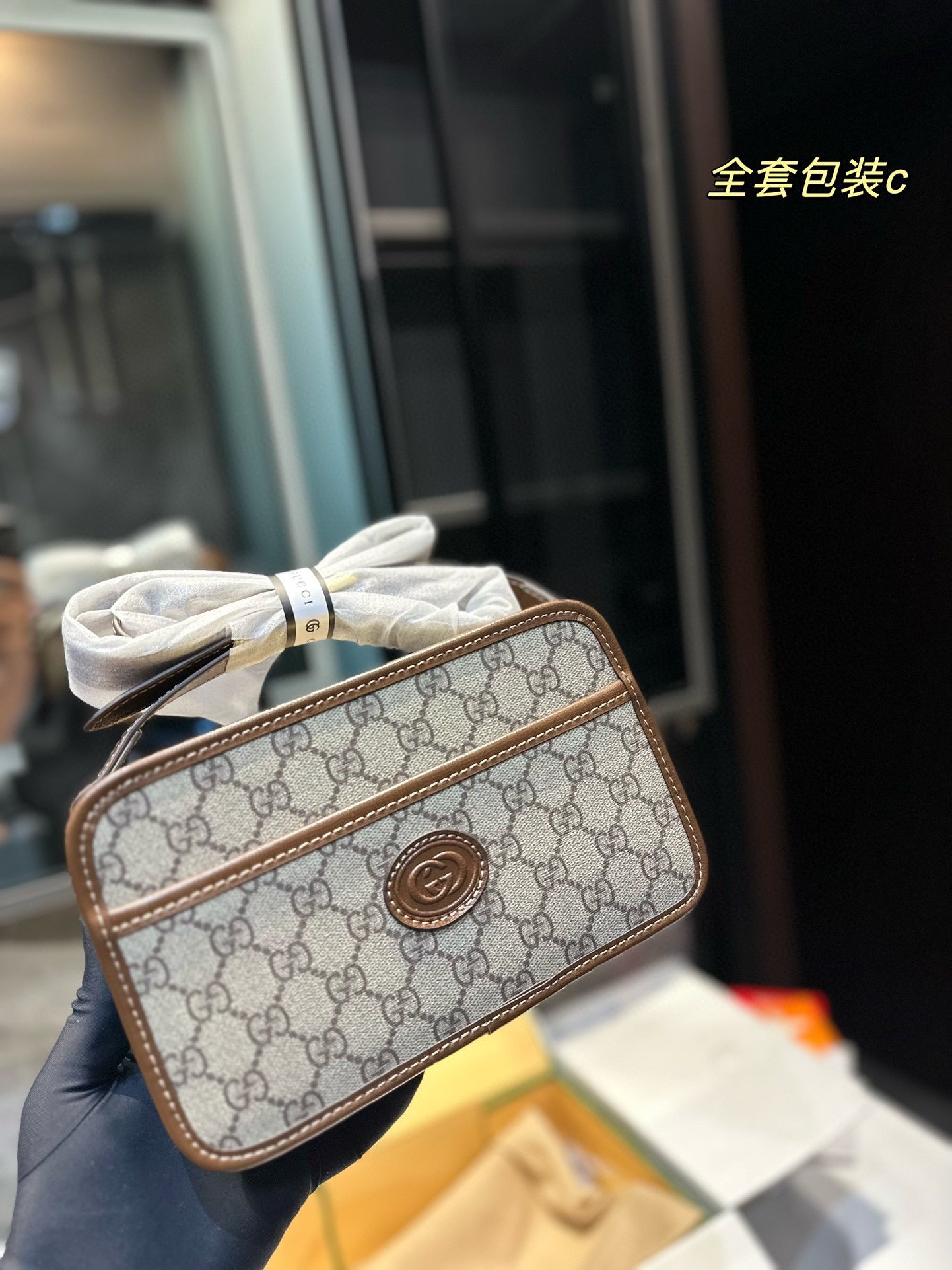 GUCCI-904