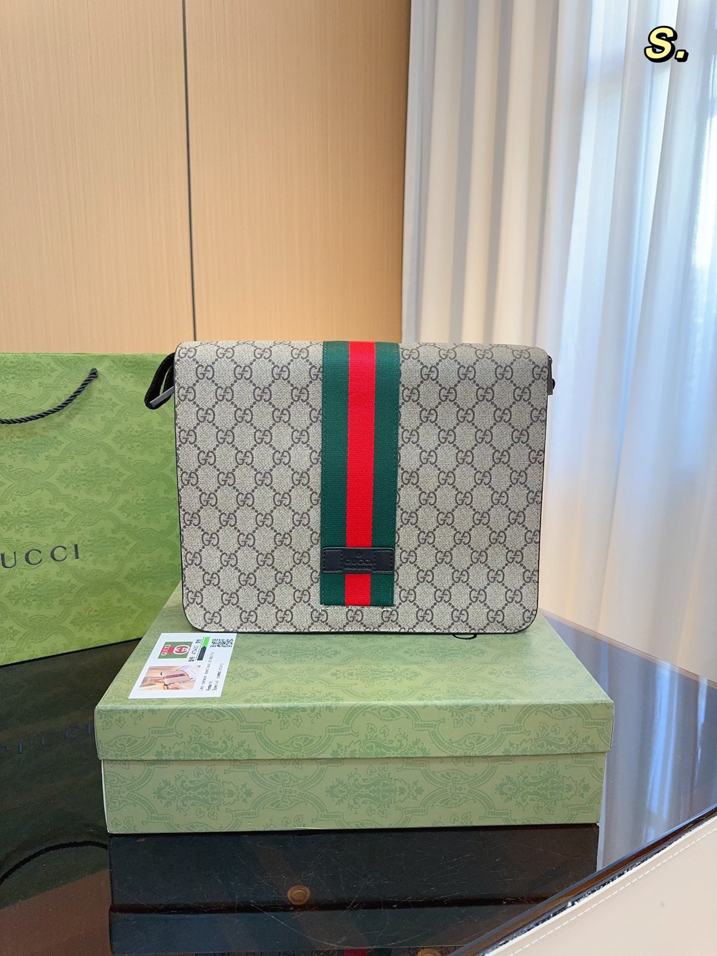 GUCCI-944