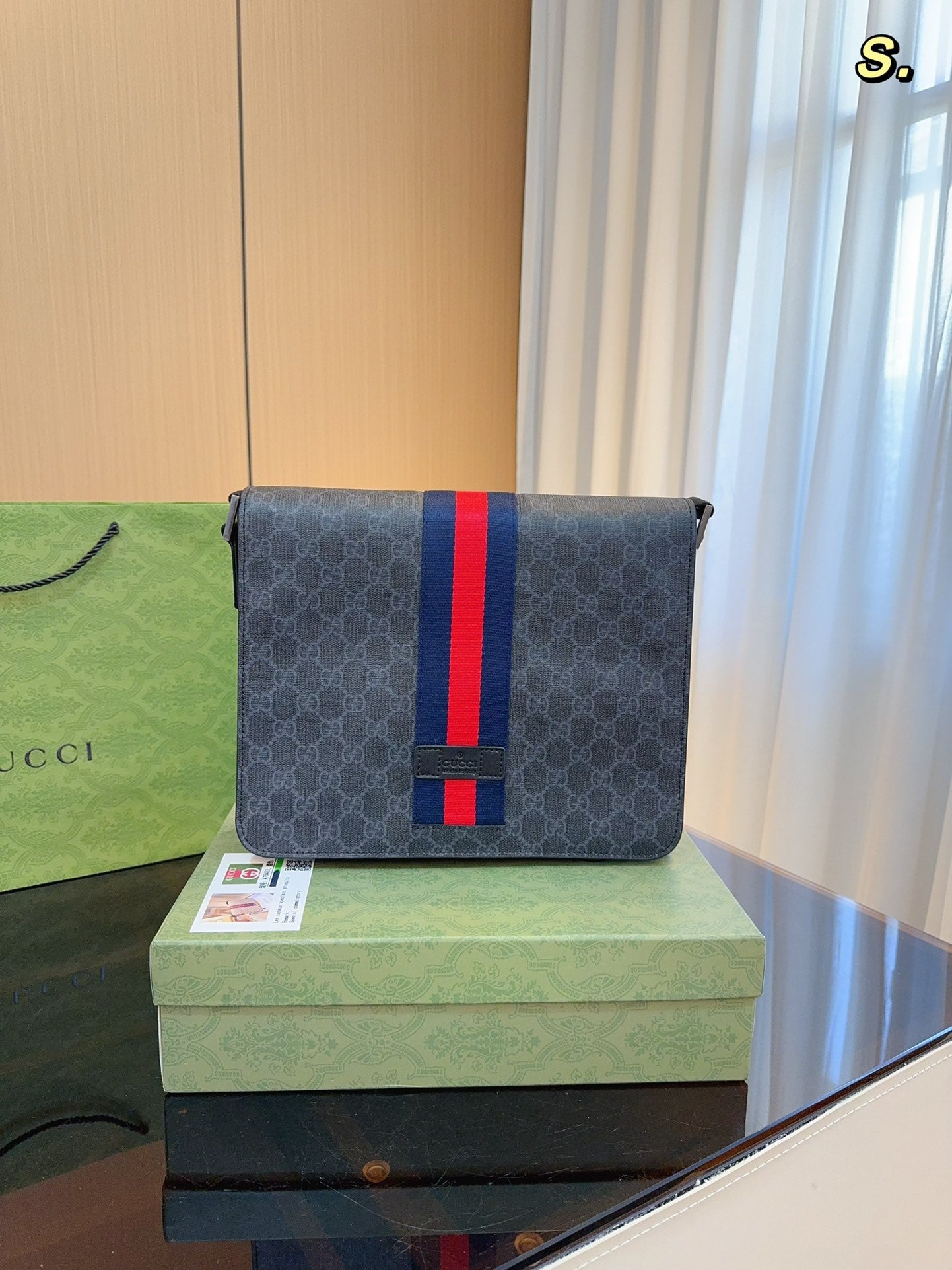 GUCCI-944