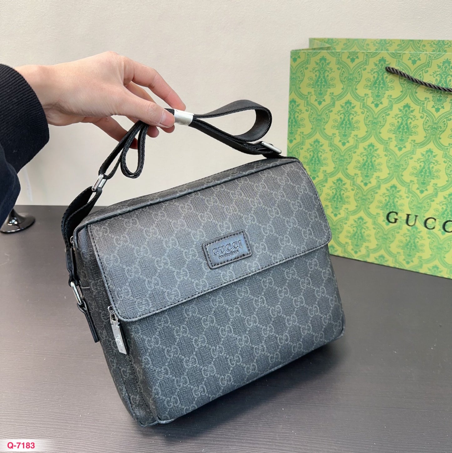 GUCCI-817