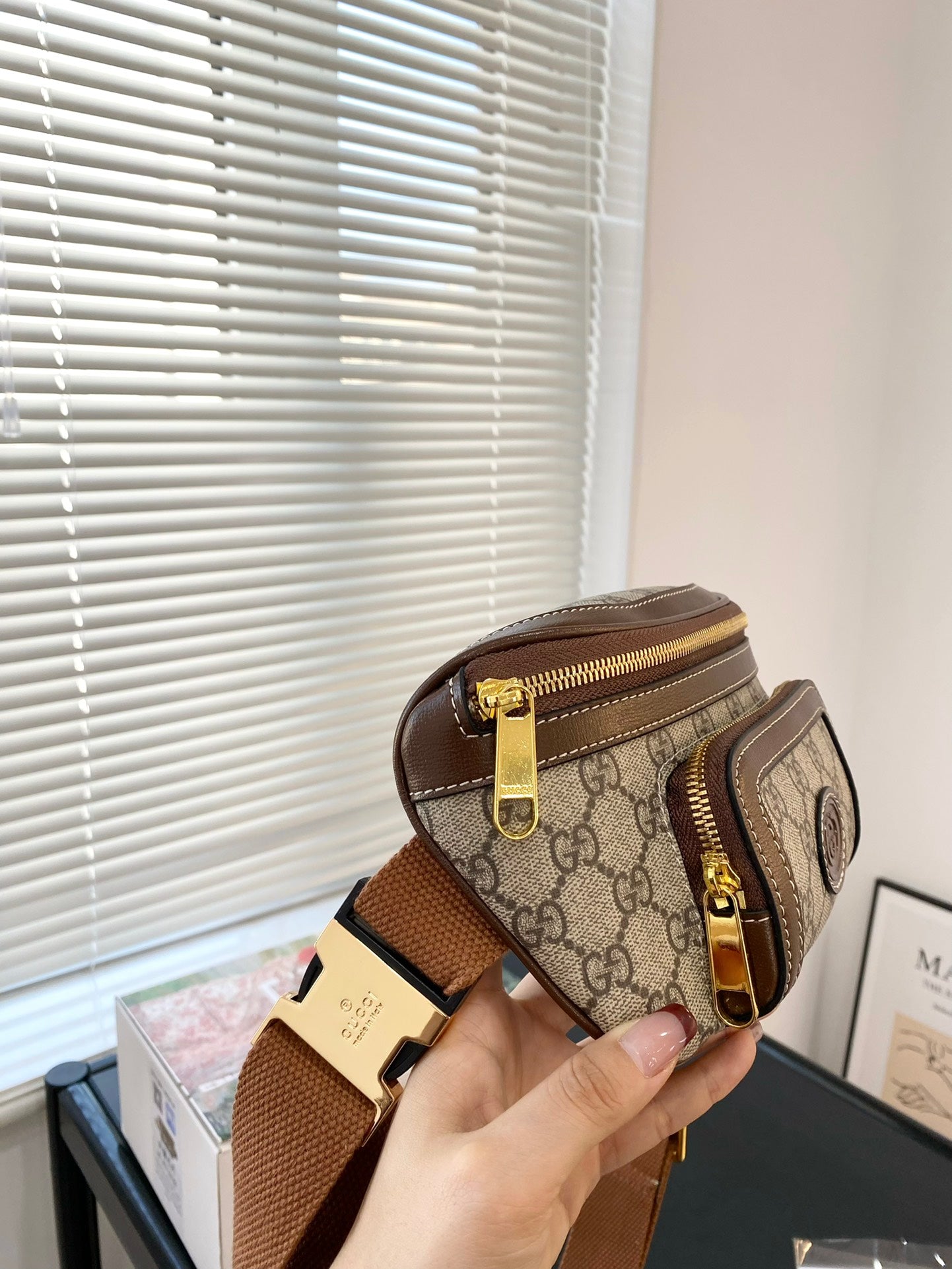 GUCCI-837