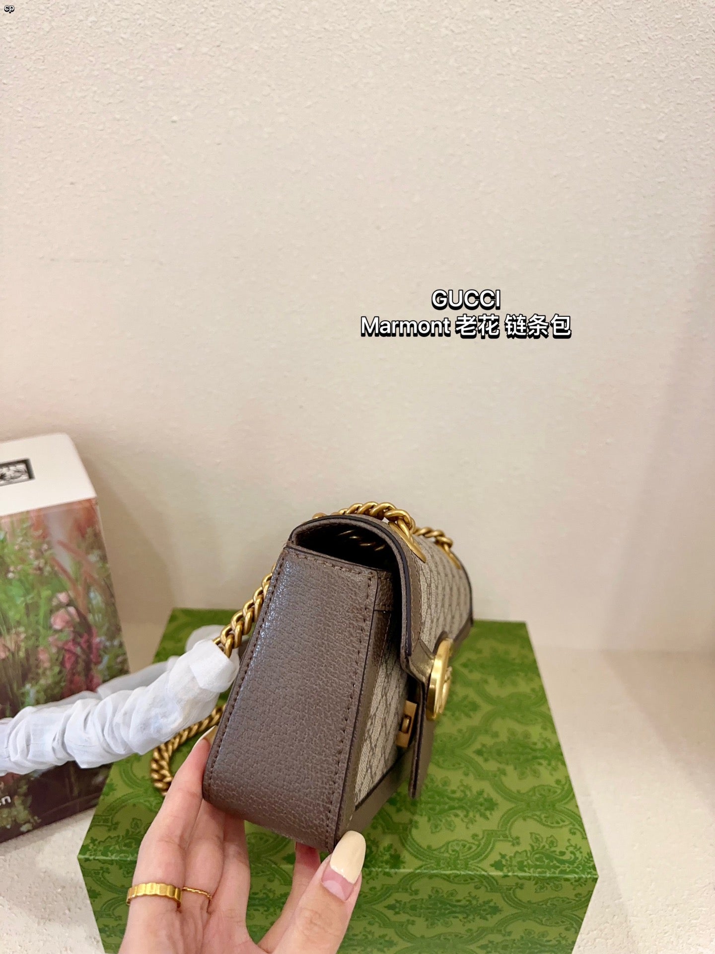 GUCCI-965