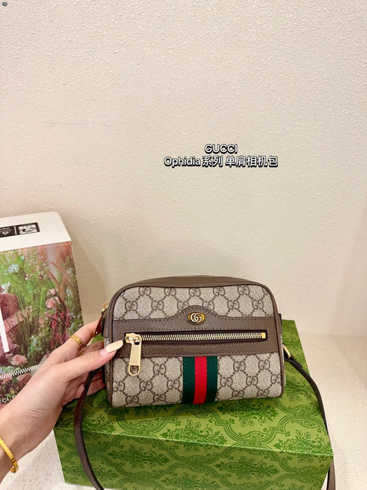 GUCCI-897