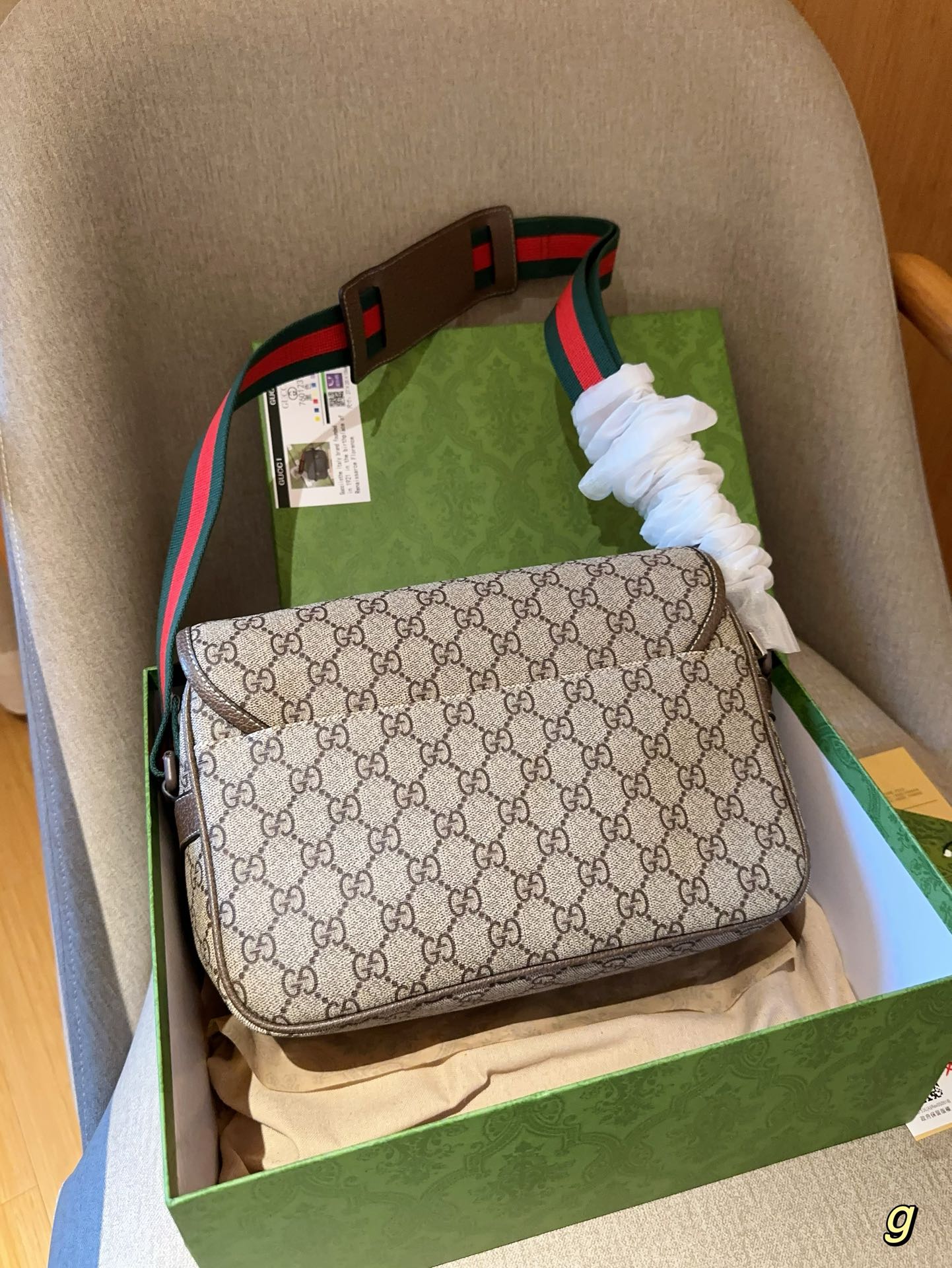 GUCCI-1069