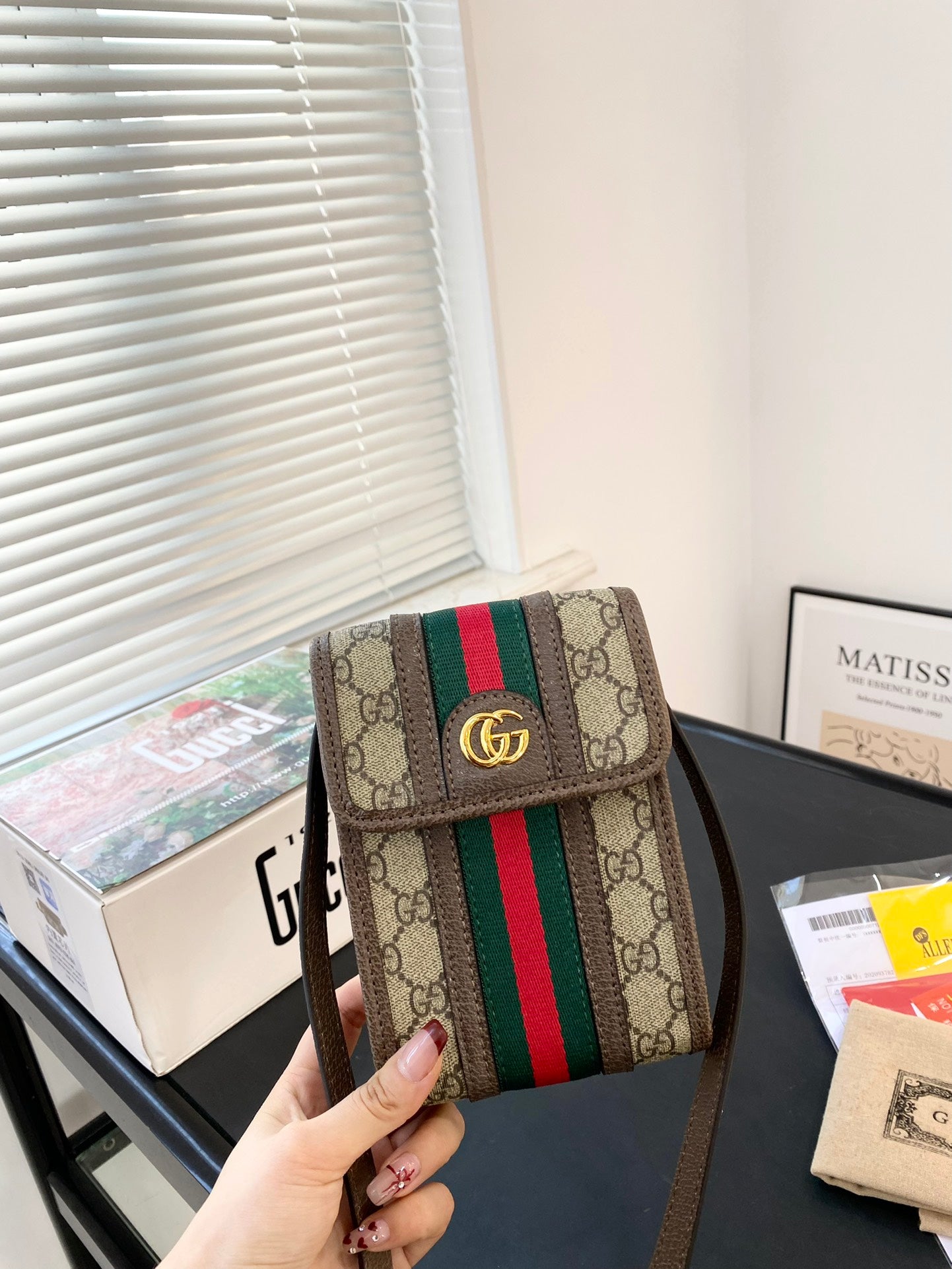GUCCI-850